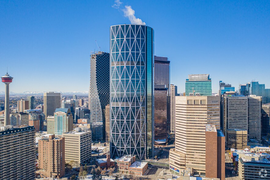 More Photos Of 500 Centre St SE, Calgary Office For Sale