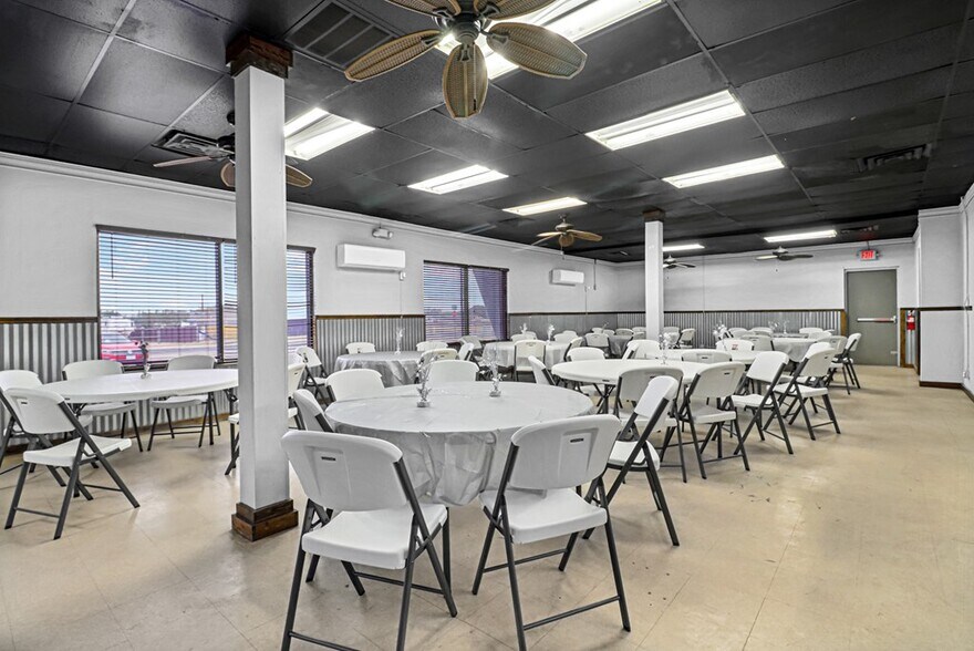 More Photos Of 406 S Jackson Ave, Odessa Lodge Meeting Hall For Lease