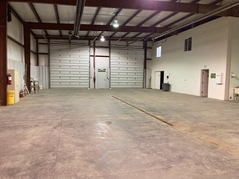 More Photos Of 1878 S 1500 E, Vernal Warehouse For Lease