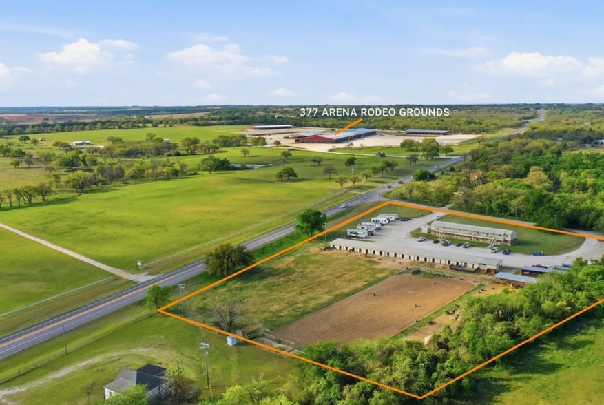 More Photos Of 8441 County Road 176, Stephenville Apartments For Sale