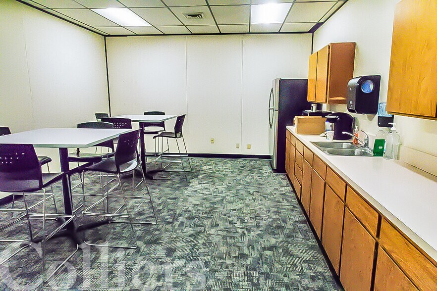 More Photos Of 2647 Kimberly Rd, Twin Falls Warehouse For Lease