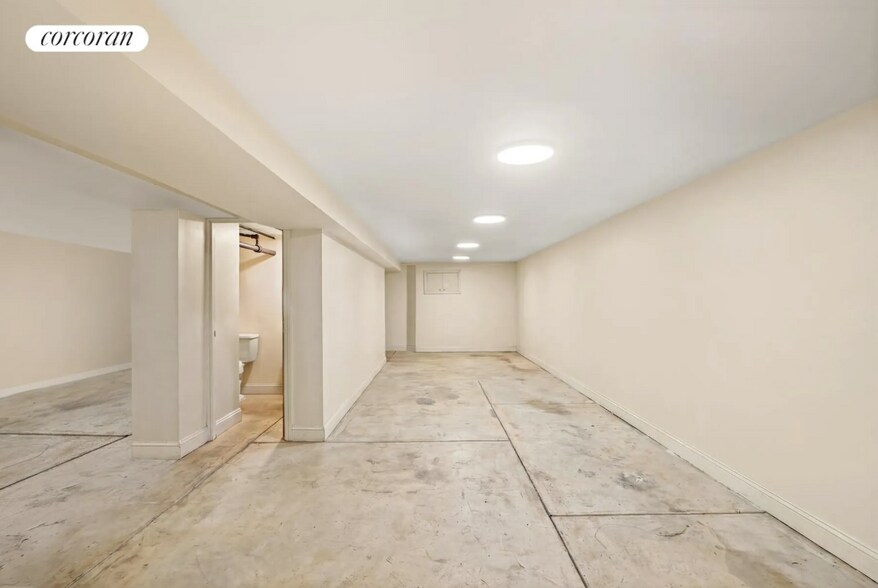 More Photos Of 692 Washington Ave, Brooklyn Storefront Retail Residential For Sale