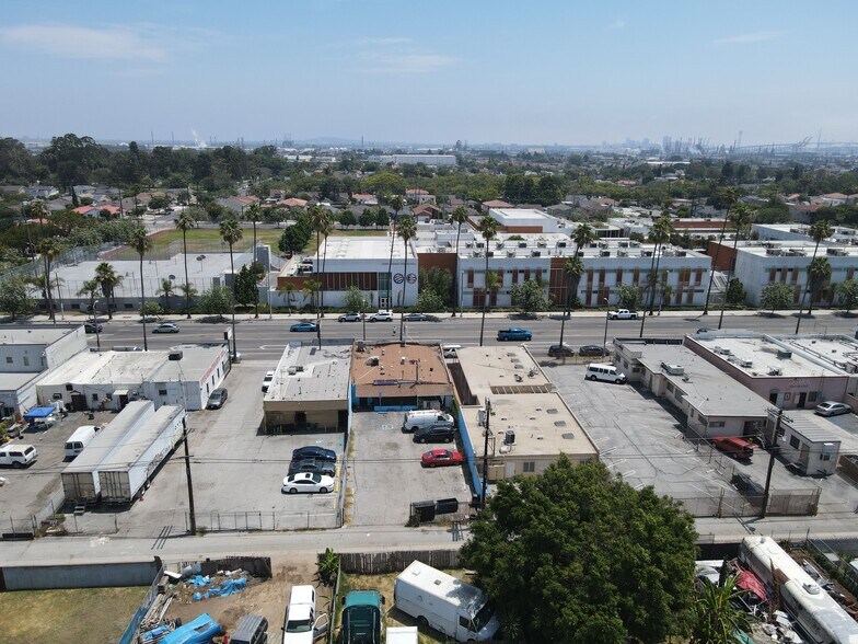 More Photos Of 1241 N Avalon Blvd, Wilmington Restaurant For Sale