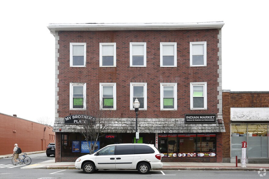 More Photos Of 433-437 Main St, Woburn Storefront Retail Residential For Sale