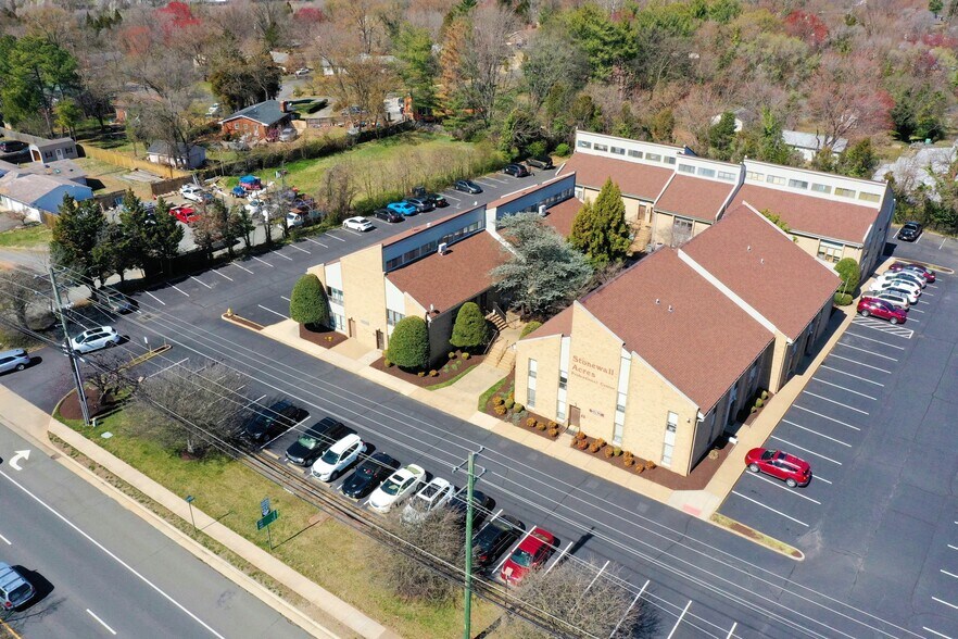 More Photos Of 8565-8567 Sudley Rd, Manassas Office For Sale
