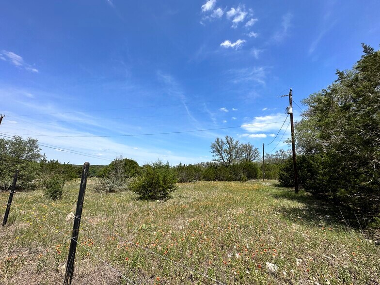 More Photos Of 139 Bee Hive rd, Hunt Land For Sale