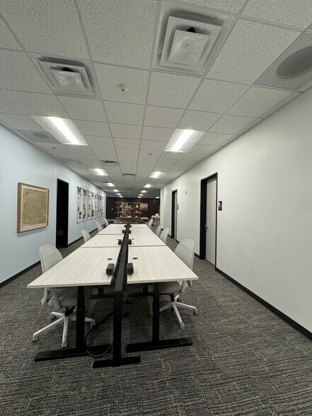 More Photos Of 2115 S 11th Ave, Phoenix Warehouse For Lease