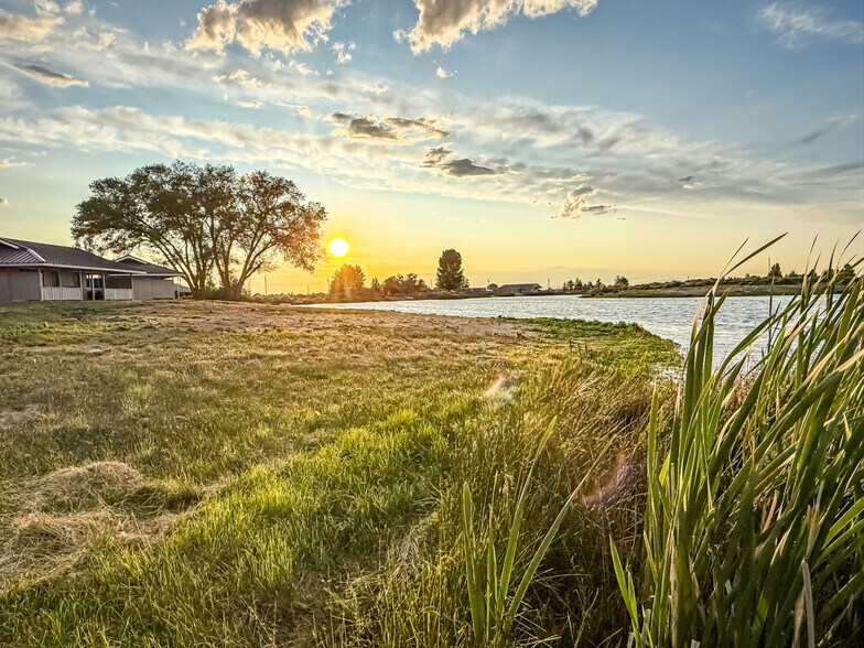 More Photos Of 87275 County Hwy 9-28, Christmas Valley Hotel For Sale