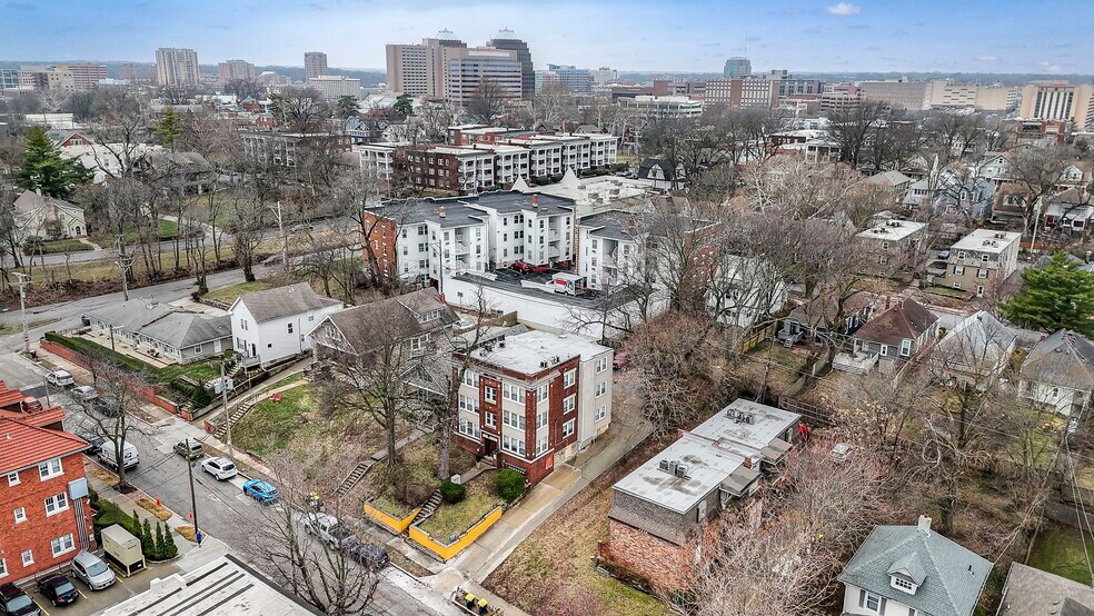 More Photos Of 4226-4228 Locust St, Kansas City Apartments For Sale