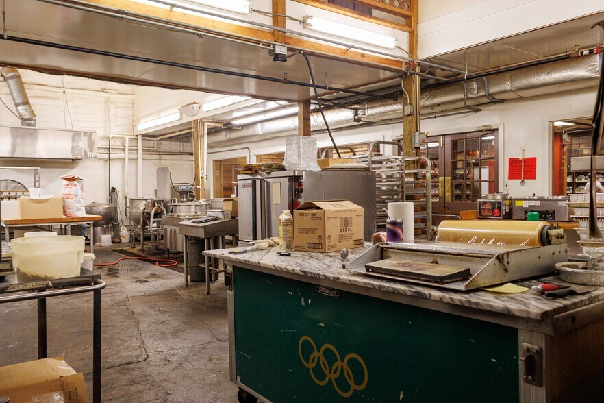 More Photos Of 63 Talona Spur Rd, Ellijay Freestanding For Sale