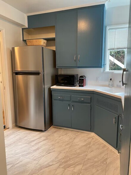 More Photos Of 14524-14530 Dickens St, Sherman Oaks Apartments For Sale