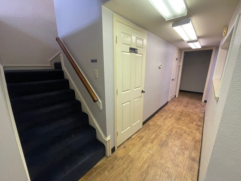 More Photos Of 4234 N Interstate 35, Denton Medical For Sale