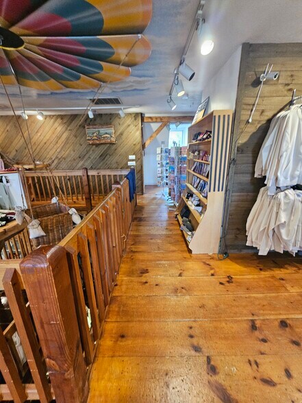 Primary Photo Of 312 Daniel Webster Hwy, Meredith Hotel For Lease