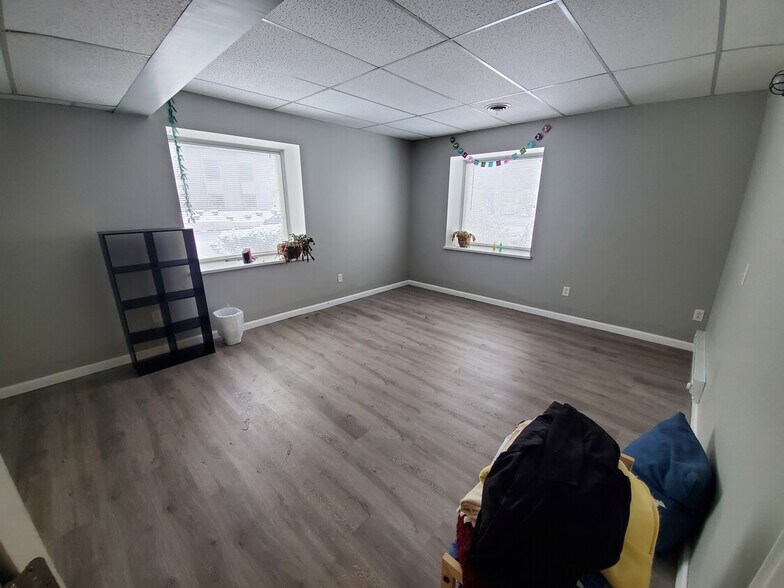 More Photos Of 640 Kreag Rd, Pittsford Office Residential For Lease