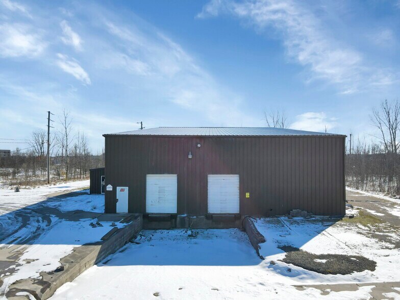 More Photos Of 1005 Delaware Ave, Marysville Industrial For Sale