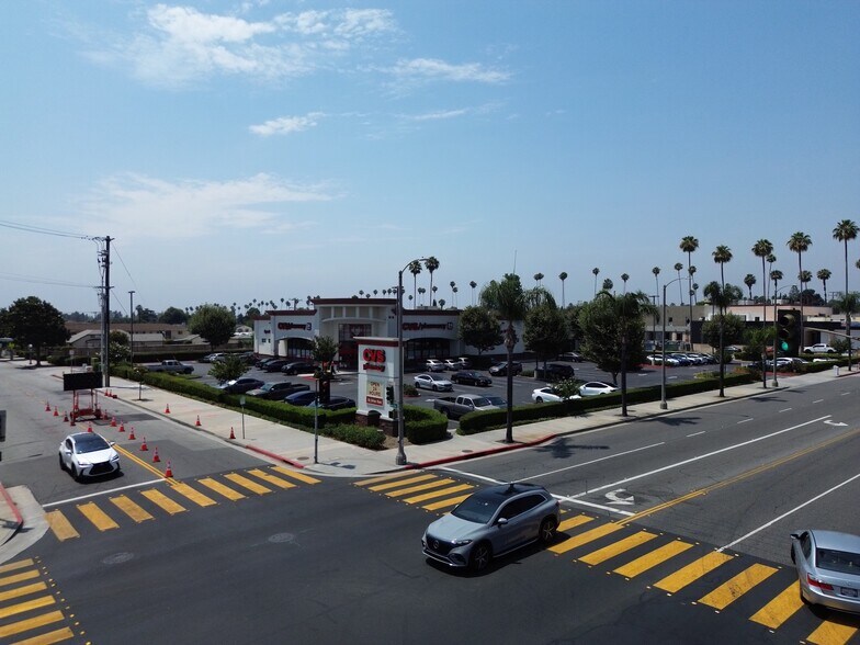 More Photos Of 808-816 E Main St, Alhambra General Retail For Sale