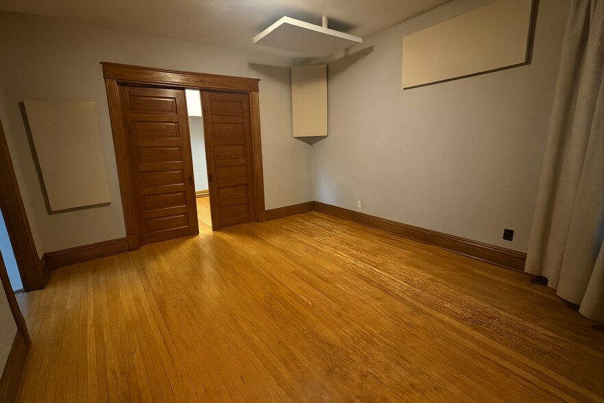 More Photos Of 232 S Buchanan St, Edwardsville Office Residential For Lease