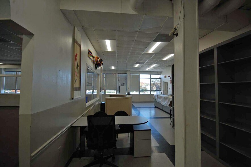 More Photos Of 10730 Connecticut Ave, Kensington Storefront Retail Office For Sale