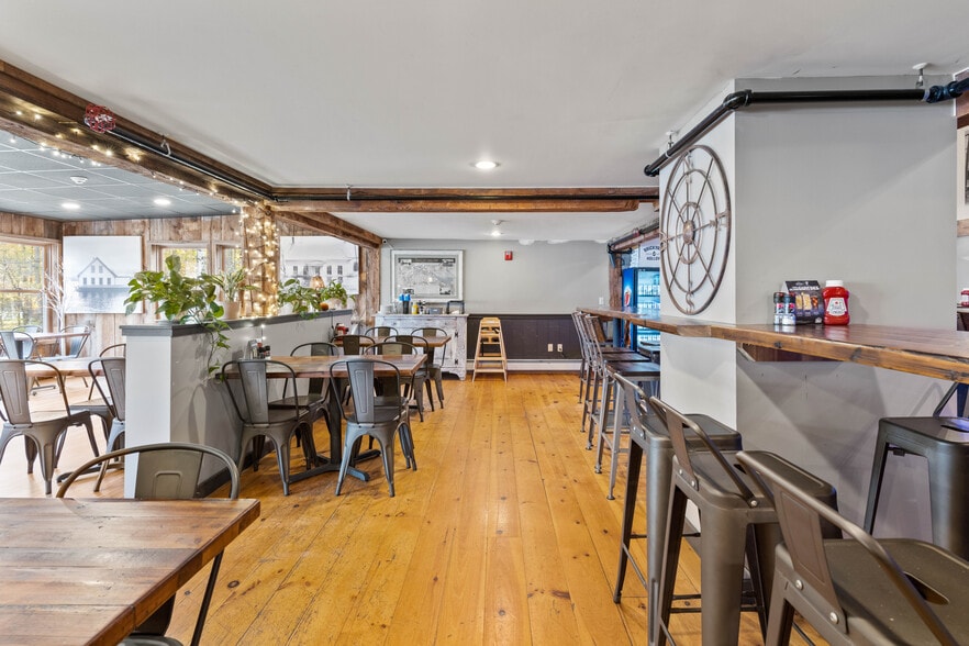 More Photos Of 9 Tranquility Ln, Eustis Hotel For Sale