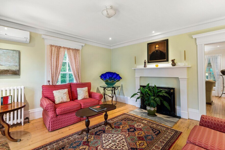 More Photos Of 22 High St, Camden Hospitality For Sale