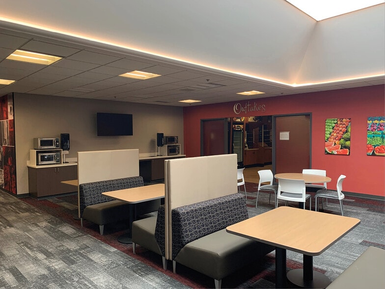 More Photos Of 222 S 84th St, Lincoln Office For Sale