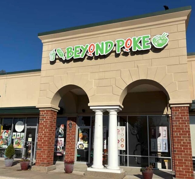 Primary Photo Of 1860 Barnett Shoals Rd, Athens Restaurant For Lease