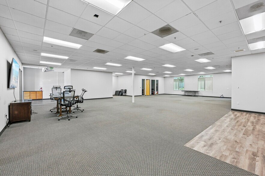 More Photos Of 3164 Lionshead Ave, Carlsbad Office For Lease