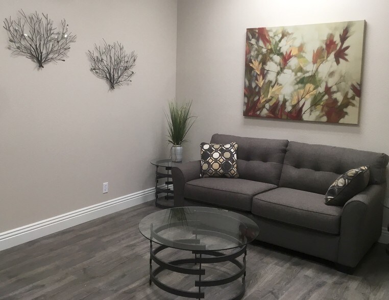 More Photos Of 15437 Anacapa Rd, Victorville Loft Creative Space For Lease