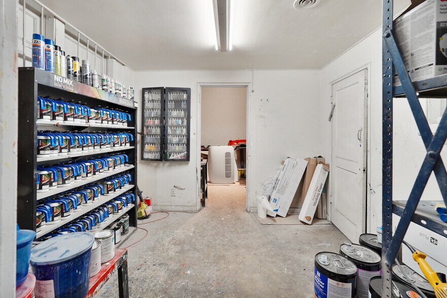 More Photos Of 245 24th St, Richmond Auto Repair For Sale