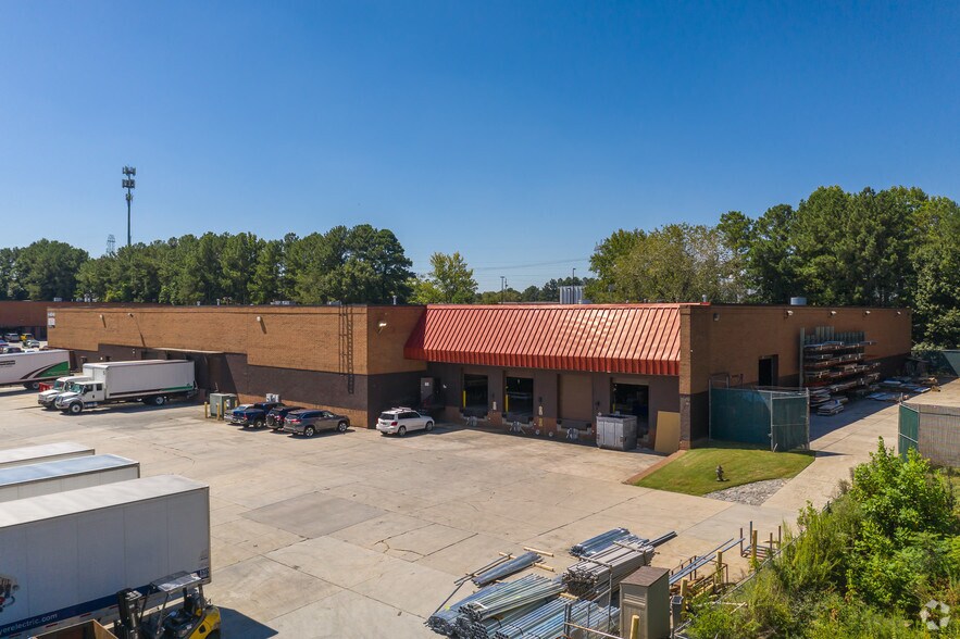 More Photos Of 6540 Peachtree Industrial Blvd, Peachtree Corners Warehouse For Lease