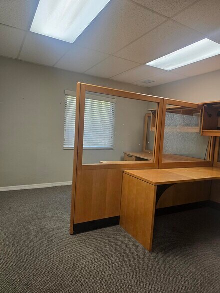 More Photos Of 4091 Colonial Blvd, Fort Myers Office Residential For Sale