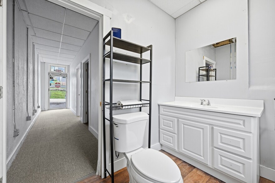More Photos Of 350 Center Ave, Pittsburgh Office For Sale