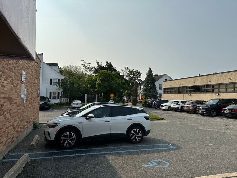 More Photos Of 1231-1239 Broadway, Hewlett Coworking Space