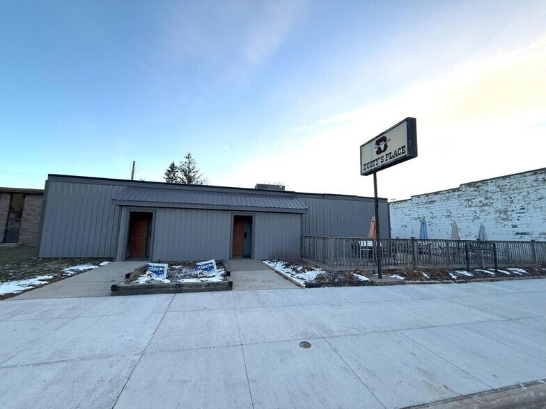 More Photos Of 402 Main St, Griswold Restaurant For Sale