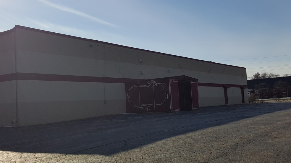 More Photos Of 7897 Taft St, Merrillville Lodge Meeting Hall For Lease