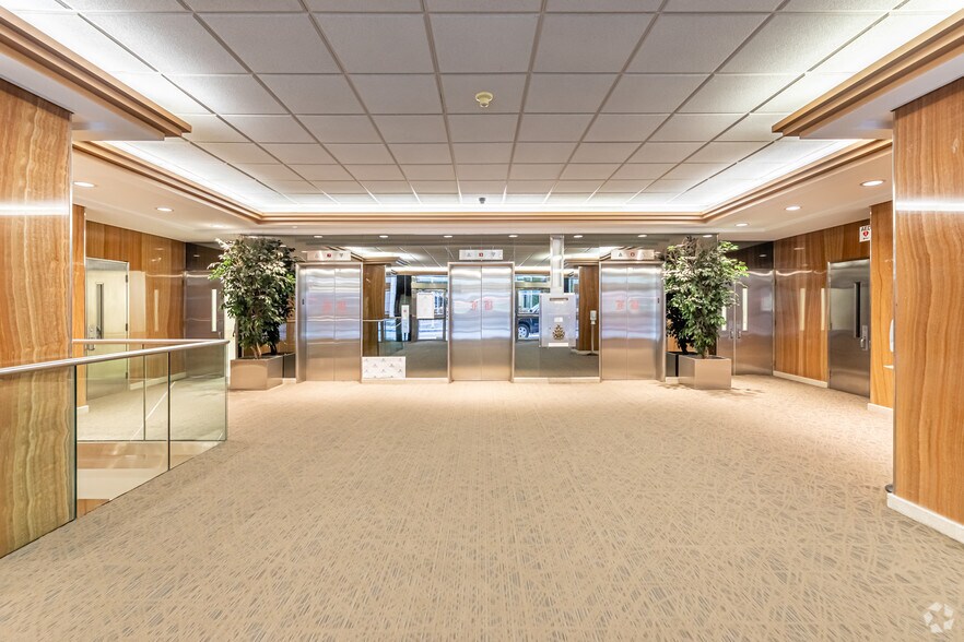 More Photos Of 75 Albert St, Ottawa Office For Lease