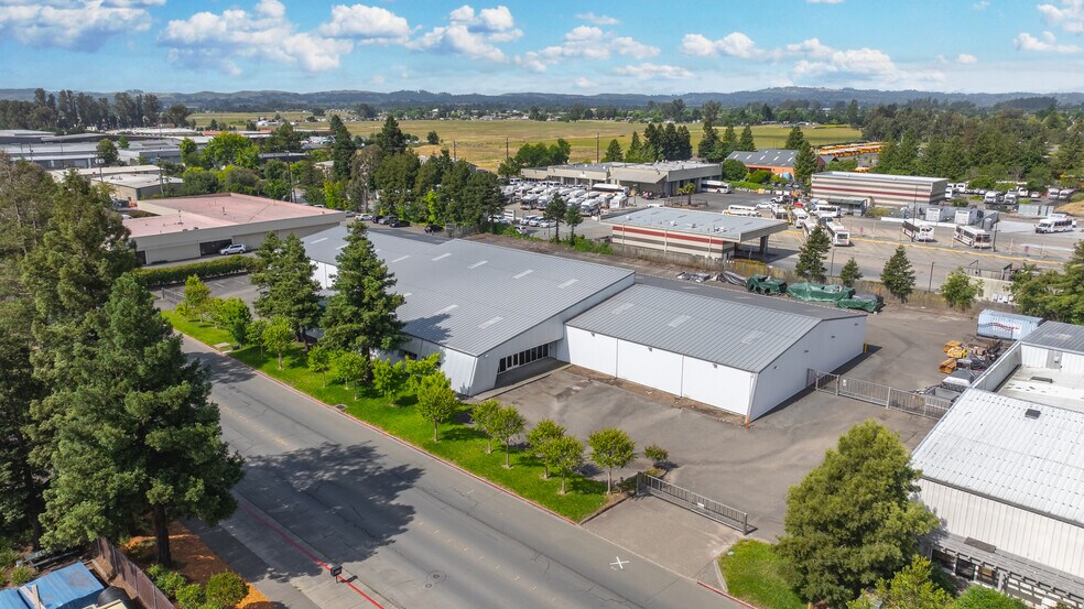 More Photos Of 3281 Dutton Ave, Santa Rosa Distribution For Sale