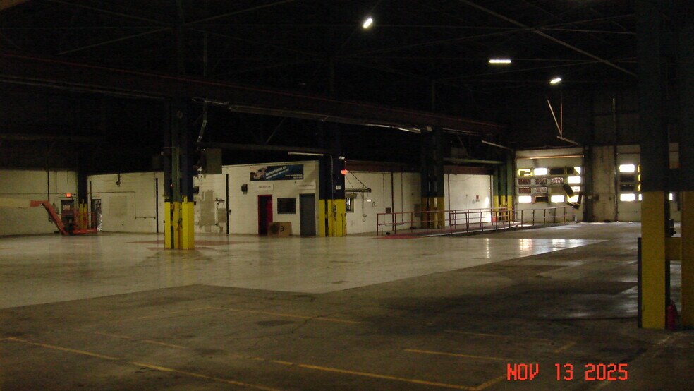 More Photos Of 7840-7860 Lehigh Ave, Morton Grove Industrial For Sale