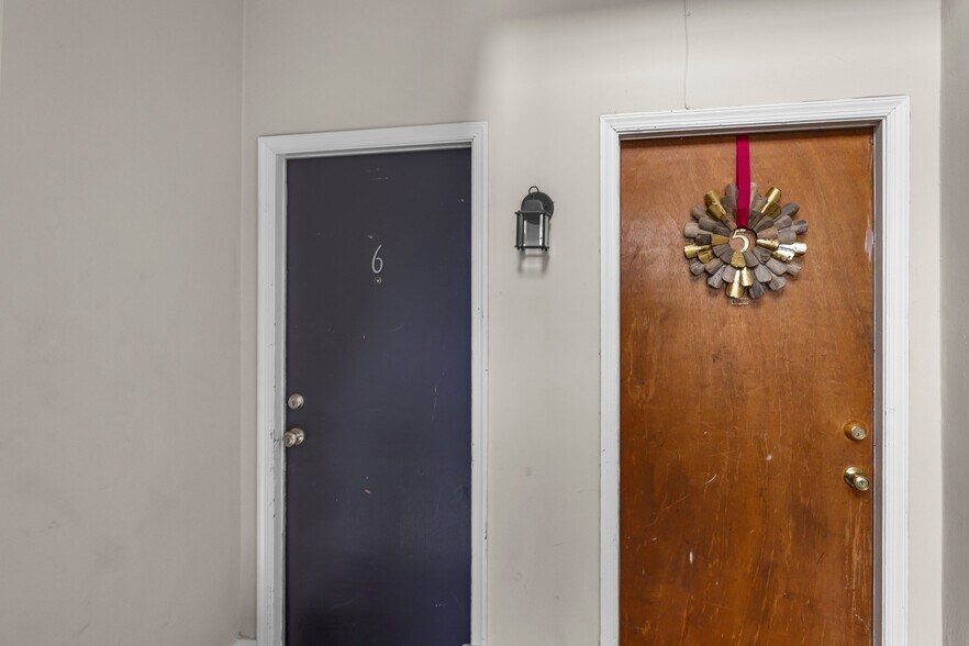 More Photos Of 625 W Princess Anne Rd, Norfolk Apartments For Sale