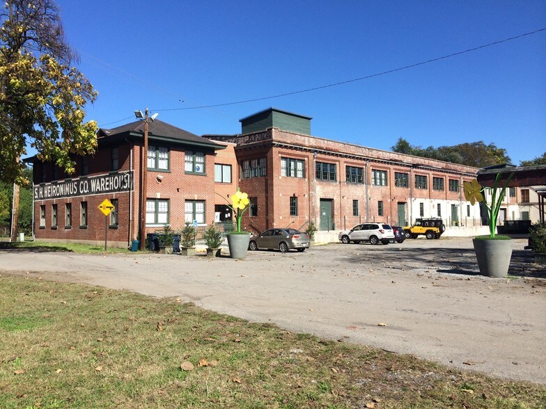 More Photos Of 315 Albemarle Ave SE, Roanoke Industrial For Sale