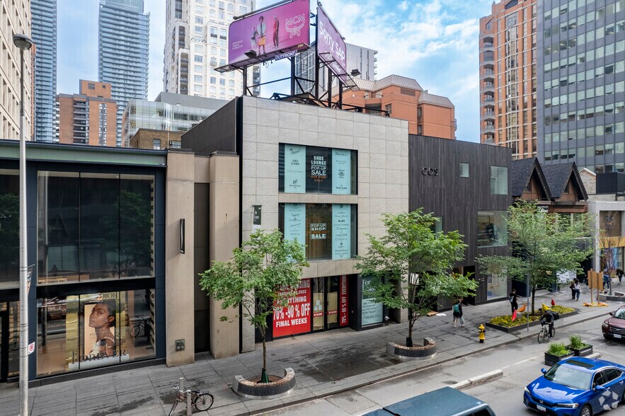 Primary Photo Of 83 Bloor St W, Toronto Storefront For Lease