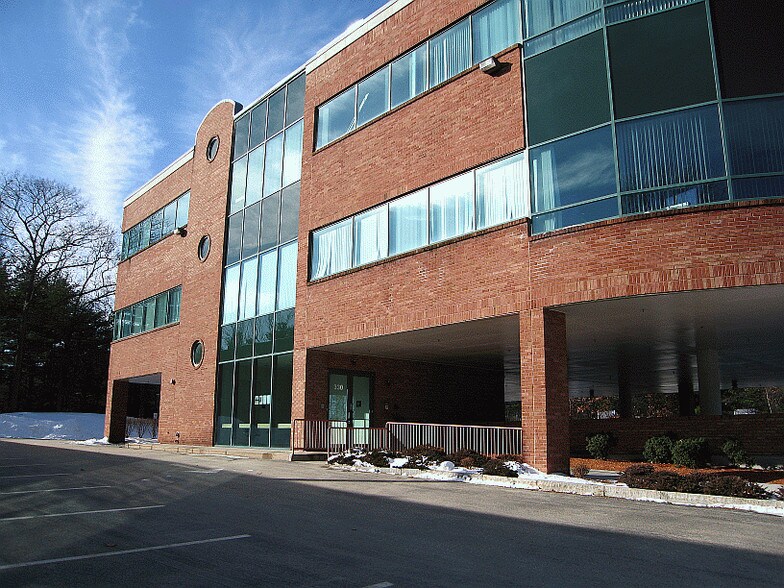 More Photos Of 330 Bear Hill Rd, Waltham Office For Lease