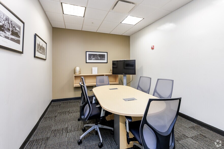 More Photos Of 4410 E Claiborne Sq, Hampton Coworking Space