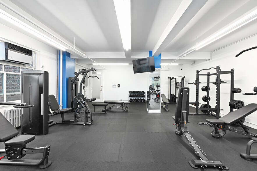 More Photos Of 401 Broadway, New York Loft Creative Space For Lease