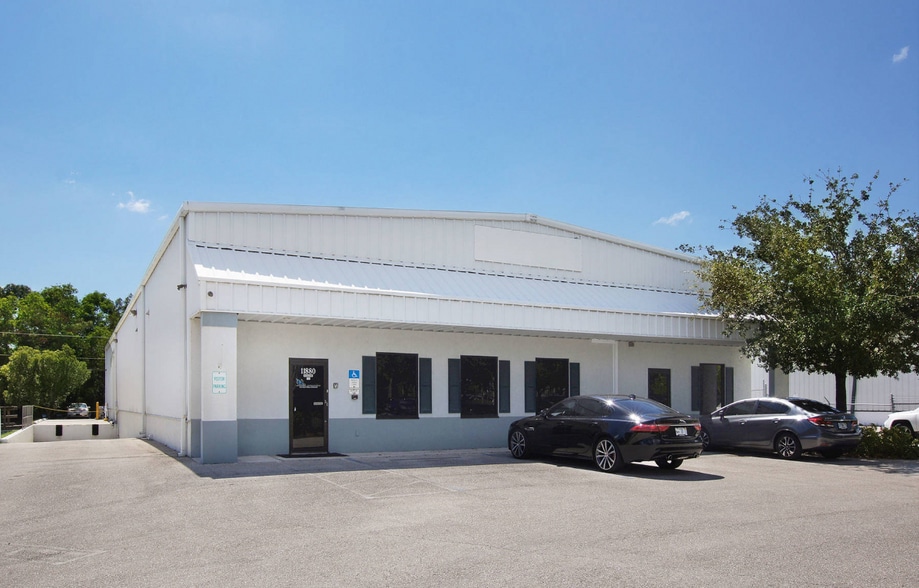 More Photos Of 11880 Lacy Ln, Fort Myers Warehouse For Sale