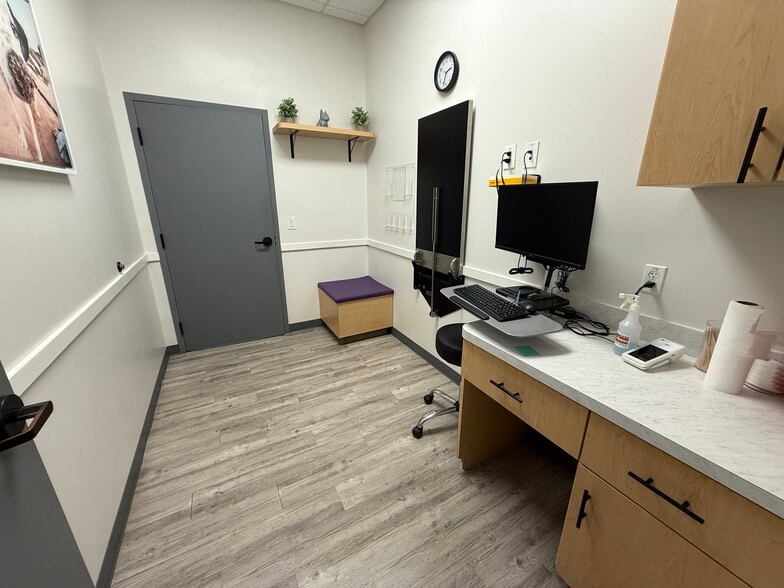 More Photos Of 1812 Dunlawton Ave, Port Orange General Retail For Lease