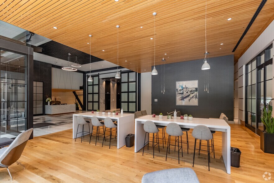 More Photos Of 500 11th Ave N, Nashville Office Residential For Lease
