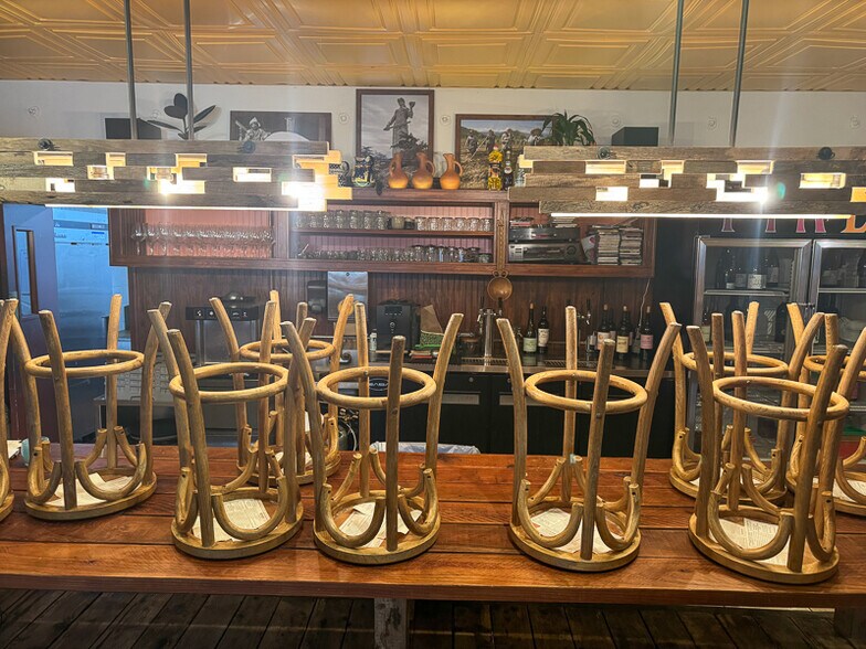 More Photos Of 7233 Healdsburg Ave, Sebastopol Restaurant For Lease