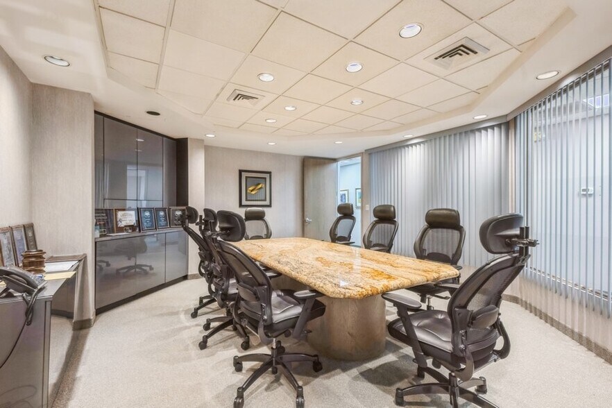 More Photos Of 675 Old Country Rd, Westbury Medical For Sale