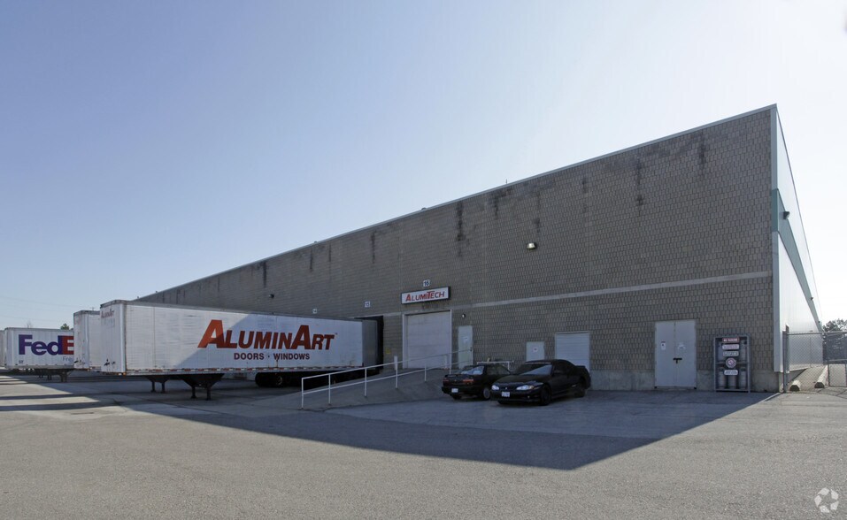 More Photos Of 1 Summerlea Rd, Brampton Distribution For Lease